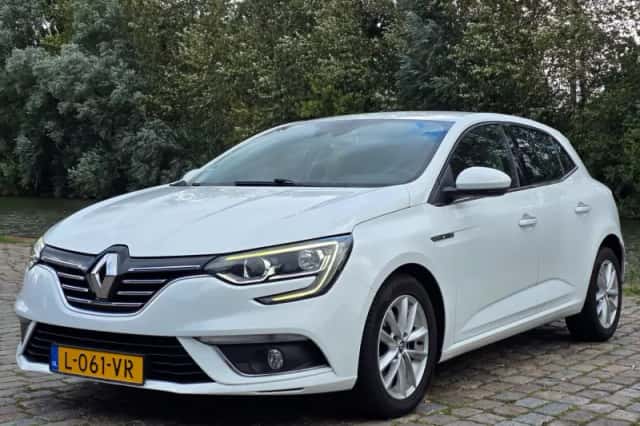 Renault Mégane (2016) thumbnail 2