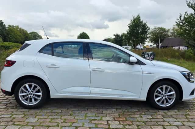 Renault Mégane (2016) thumbnail 6