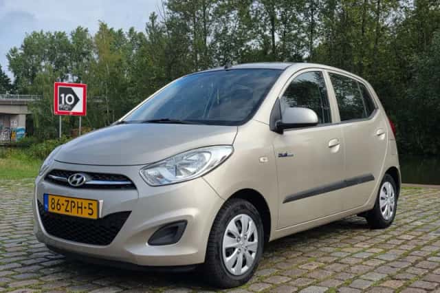 Hyundai i10 (2013) thumbnail 2