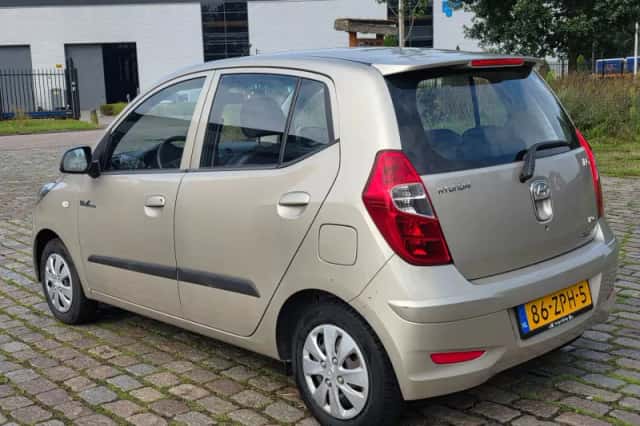 Hyundai i10 (2013) thumbnail 4