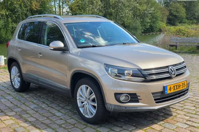 Volkswagen Tiguan (2013) thumbnail 1