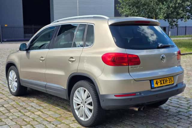 Volkswagen Tiguan (2013) thumbnail 4