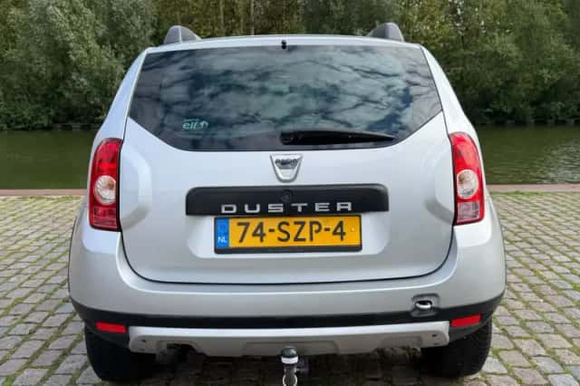 Dacia Duster (2012) thumbnail 5