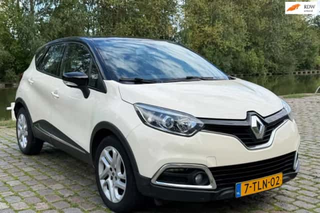Renault Captur (2014) thumbnail 1
