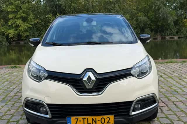 Renault Captur (2014) thumbnail 6