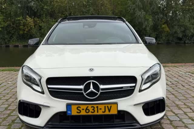 Mercedes-Benz GLA-Klasse (2018) thumbnail 3