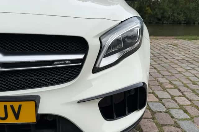 Mercedes-Benz GLA-Klasse (2018) thumbnail 4