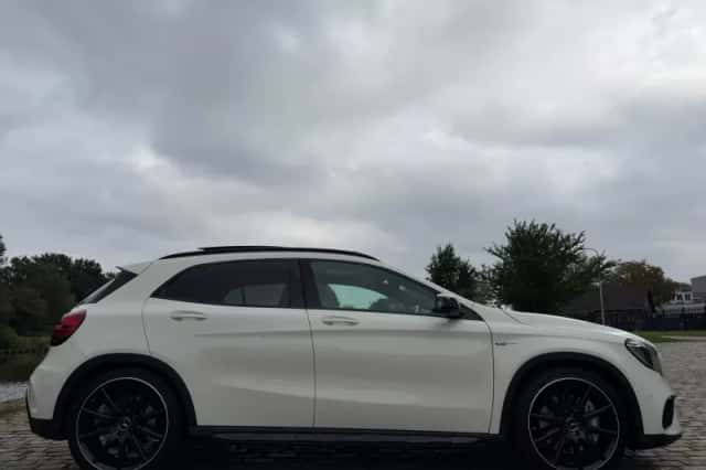 Mercedes-Benz GLA-Klasse (2018) thumbnail 5