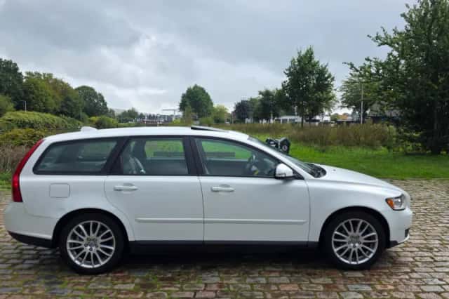 Volvo V50 (2009) thumbnail 6
