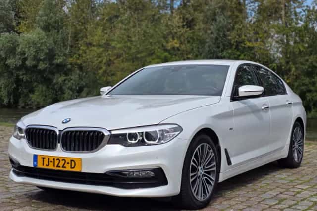 BMW 5-Serie (2018) thumbnail 2