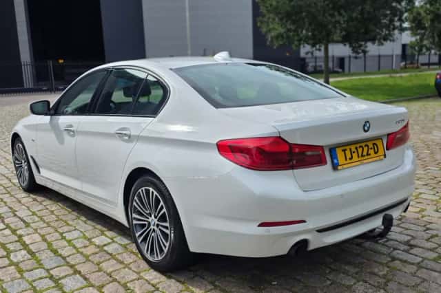 BMW 5-Serie (2018) thumbnail 4