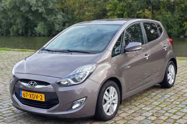 Hyundai ix20 (2012) thumbnail 2