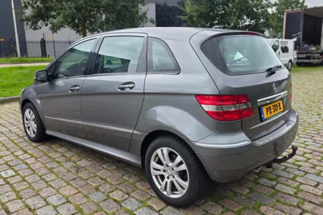 Mercedes-Benz B-Klasse (2008) thumbnail 3