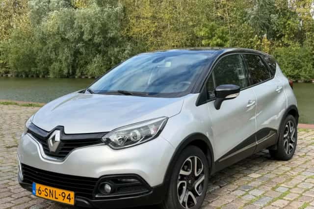 Renault Captur (2013) thumbnail 2