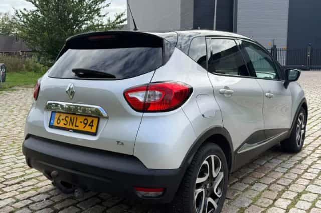 Renault Captur (2013) thumbnail 4