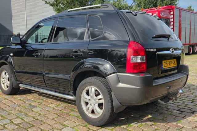 Hyundai Tucson (2007) thumbnail 4