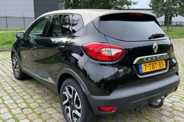Renault Captur (2014) thumbnail 4