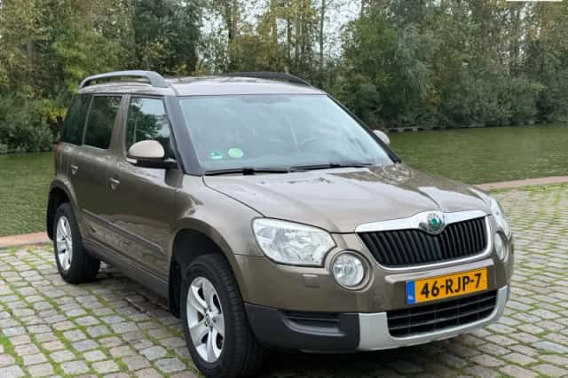 Škoda Yeti (2011) thumbnail 1