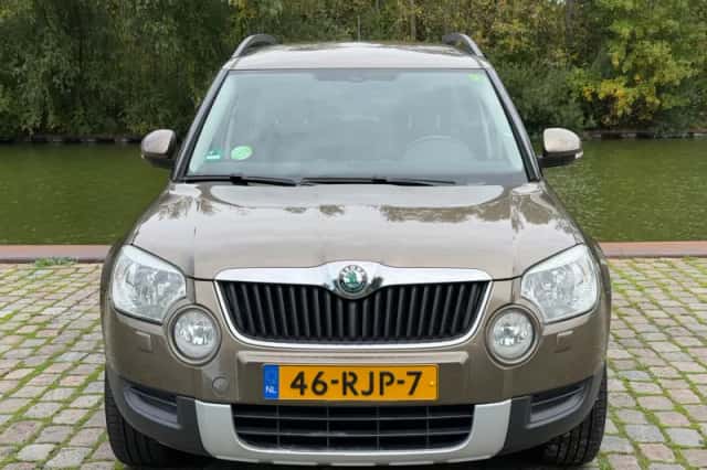 Škoda Yeti (2011) thumbnail 5