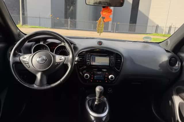 Nissan Juke (2014) thumbnail 2