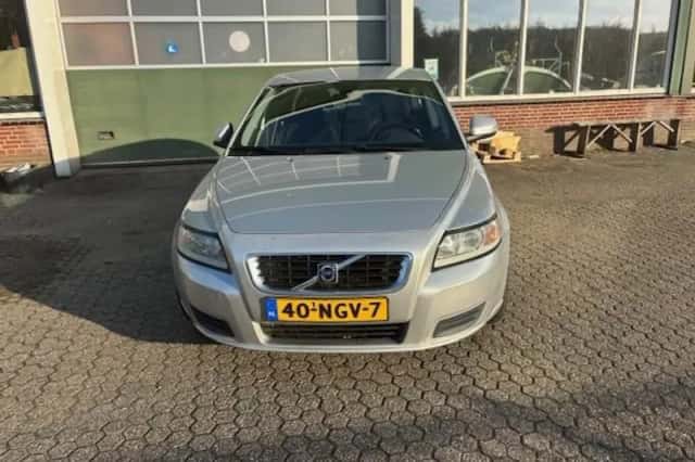Volvo V50 (2010) thumbnail 1