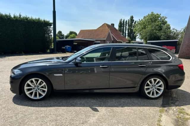 BMW 5-Serie (2014) thumbnail 2