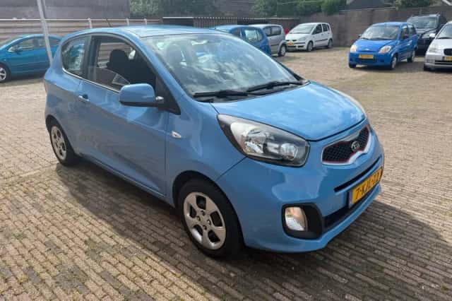 Kia Picanto (2013) thumbnail 3
