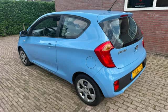 Kia Picanto (2013) thumbnail 6