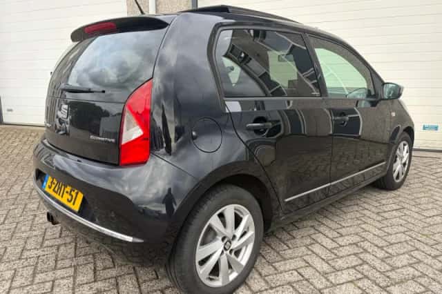 SEAT Mii (2015) thumbnail 6