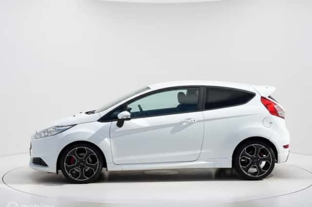 Ford Fiesta (2017) thumbnail 6