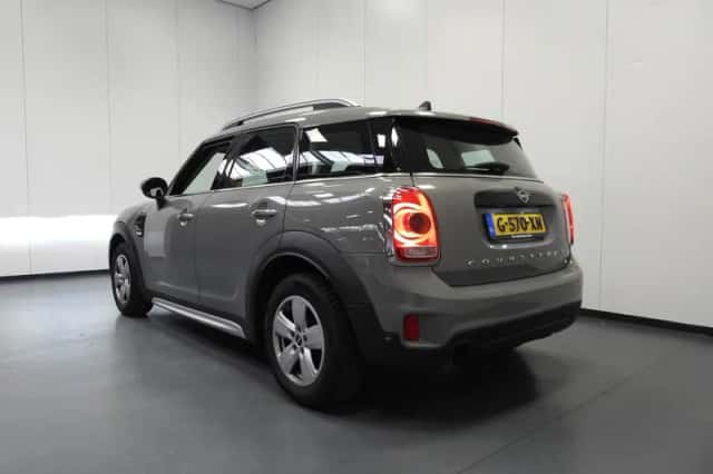 MINI Countryman (2020) thumbnail 3