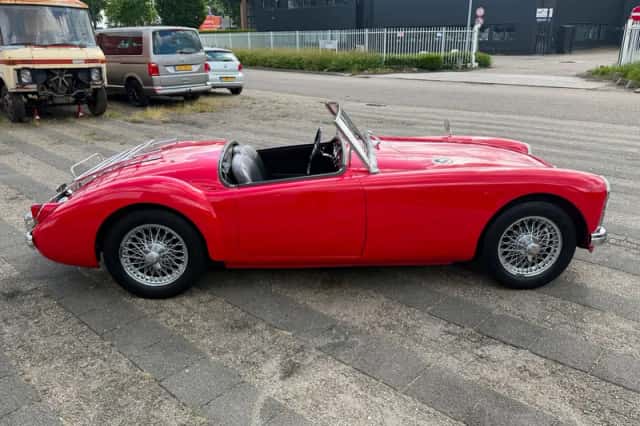 MG MGA (1958) thumbnail 4