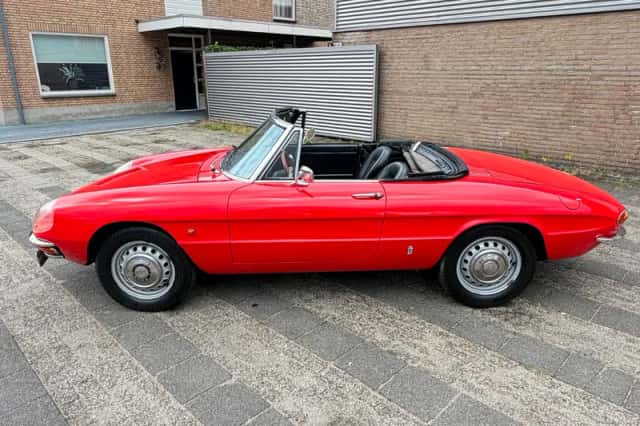 Alfa Romeo Spider (1968) thumbnail 6