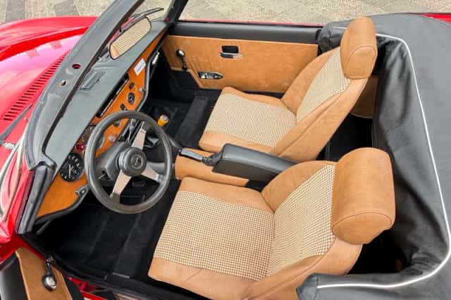 Triumph Spitfire (1977) thumbnail 2