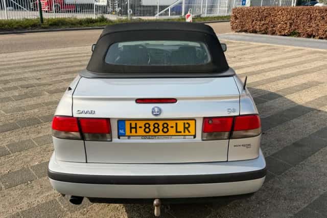 Saab 9-3 (2002) thumbnail 6
