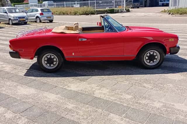 Fiat 124 Spider (1980) thumbnail 3