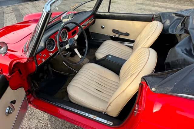 Fiat Spider (1963) thumbnail 2