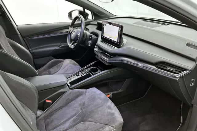 Škoda Enyaq_iV (2022) thumbnail 4