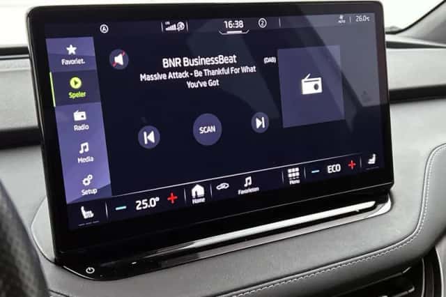 Škoda Enyaq_iV (2022) thumbnail 5