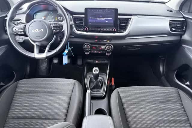 Kia Stonic (2025) thumbnail 5
