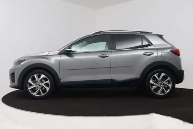 Kia Stonic (2025) thumbnail 3