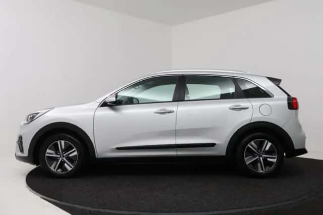 Kia Niro (2021) thumbnail 3