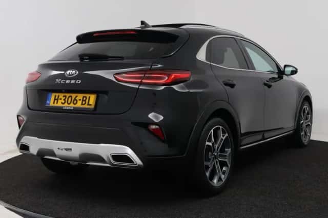 Kia XCeed (2020) thumbnail 2