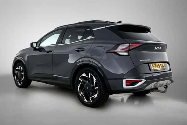 Kia Sportage (2023) thumbnail 3