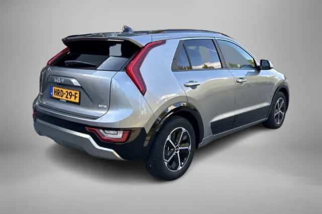Kia Niro (2025) thumbnail 2