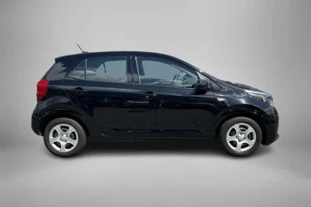 Kia Picanto (2022) thumbnail 3