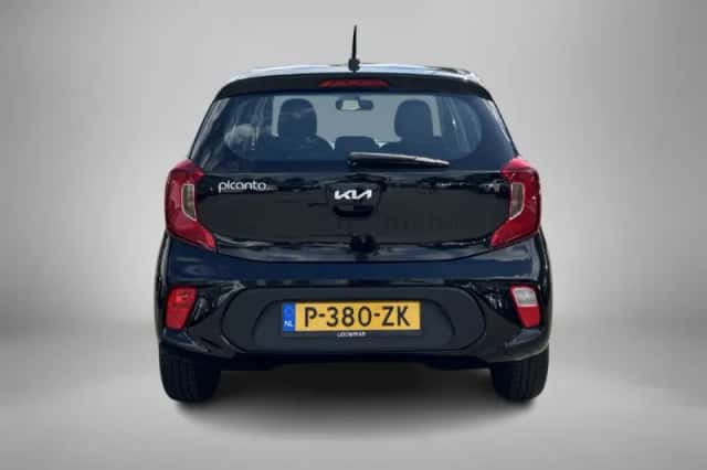 Kia Picanto (2022) thumbnail 6