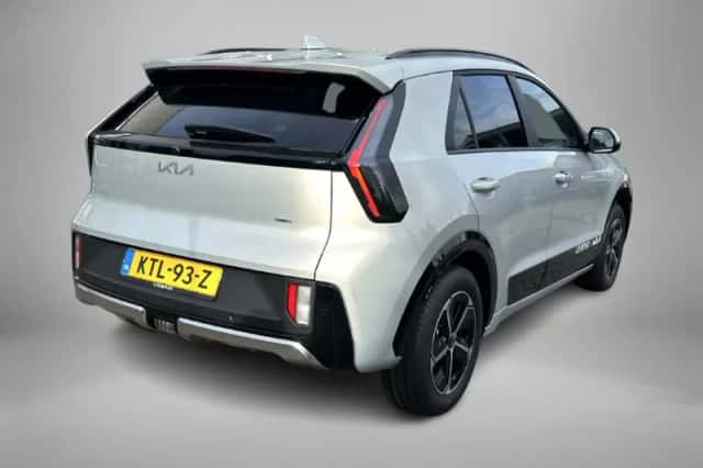 Kia Niro (2026) thumbnail 2