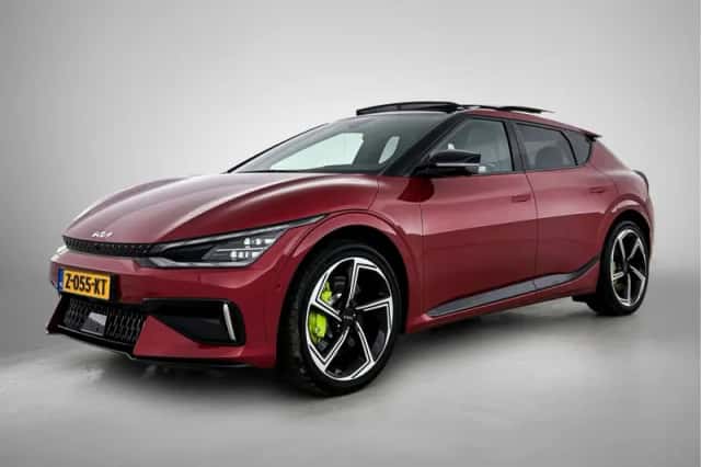 Kia EV6 (2024) thumbnail 1