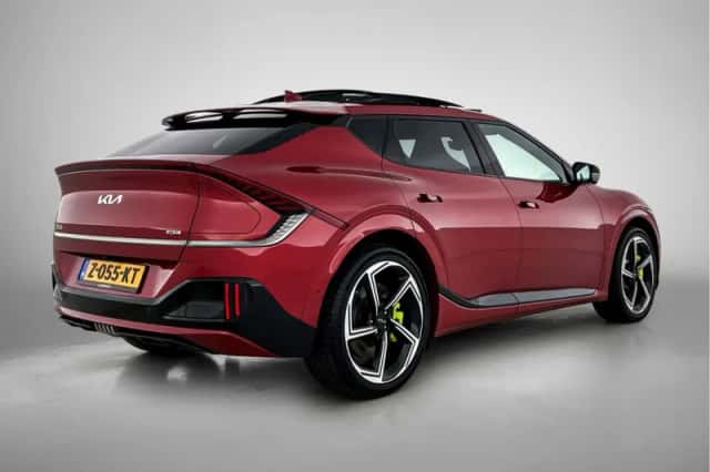 Kia EV6 (2024) thumbnail 2